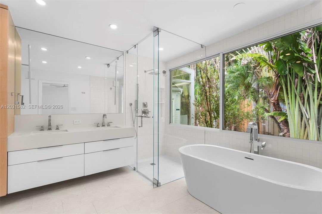 For Rent: $11,500 (4 beds, 3 baths, 2258 Square Feet)