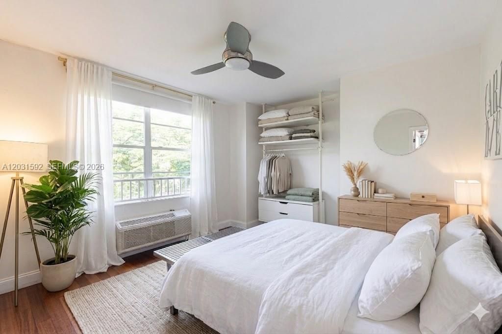 For Sale: $375,000 (1 beds, 1 baths, 537 Square Feet)