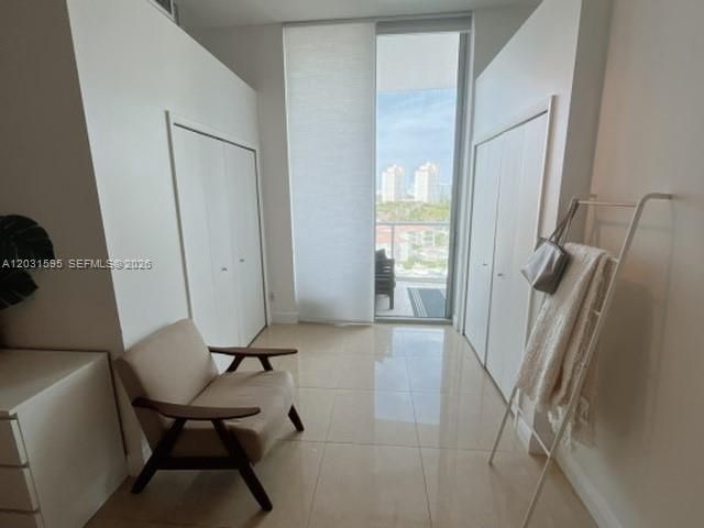 For Rent: $4,300 (3 beds, 2 baths, 1362 Square Feet)