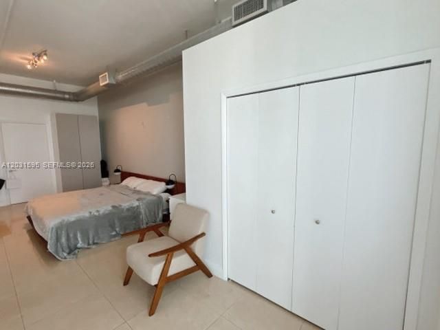 For Rent: $4,300 (3 beds, 2 baths, 1362 Square Feet)