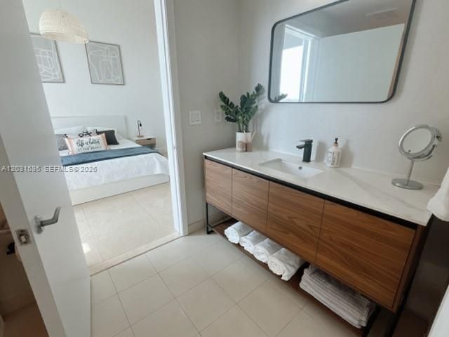 For Rent: $4,300 (3 beds, 2 baths, 1362 Square Feet)