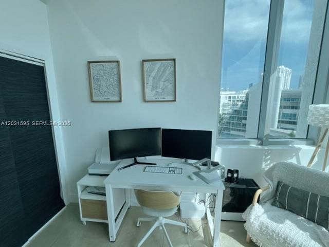 For Rent: $4,300 (3 beds, 2 baths, 1362 Square Feet)