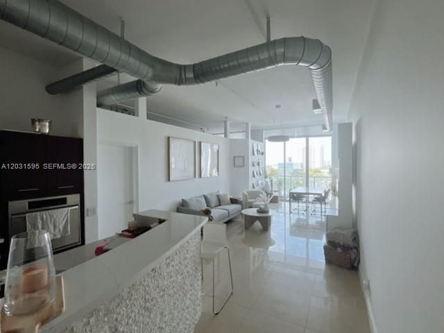 For Rent: $4,300 (3 beds, 2 baths, 1362 Square Feet)