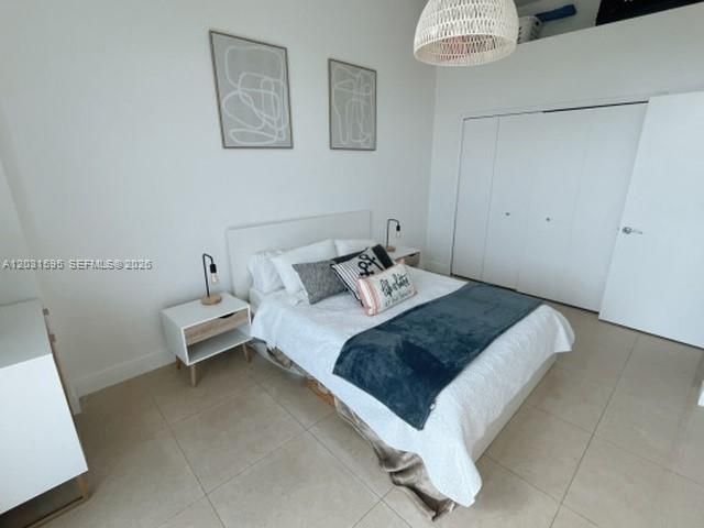 For Rent: $4,300 (3 beds, 2 baths, 1362 Square Feet)