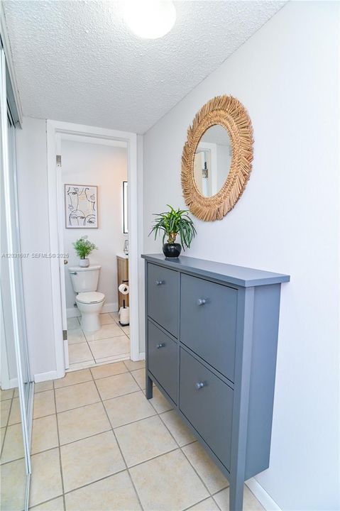 For Sale: $89,500 (1 beds, 1 baths, 680 Square Feet)