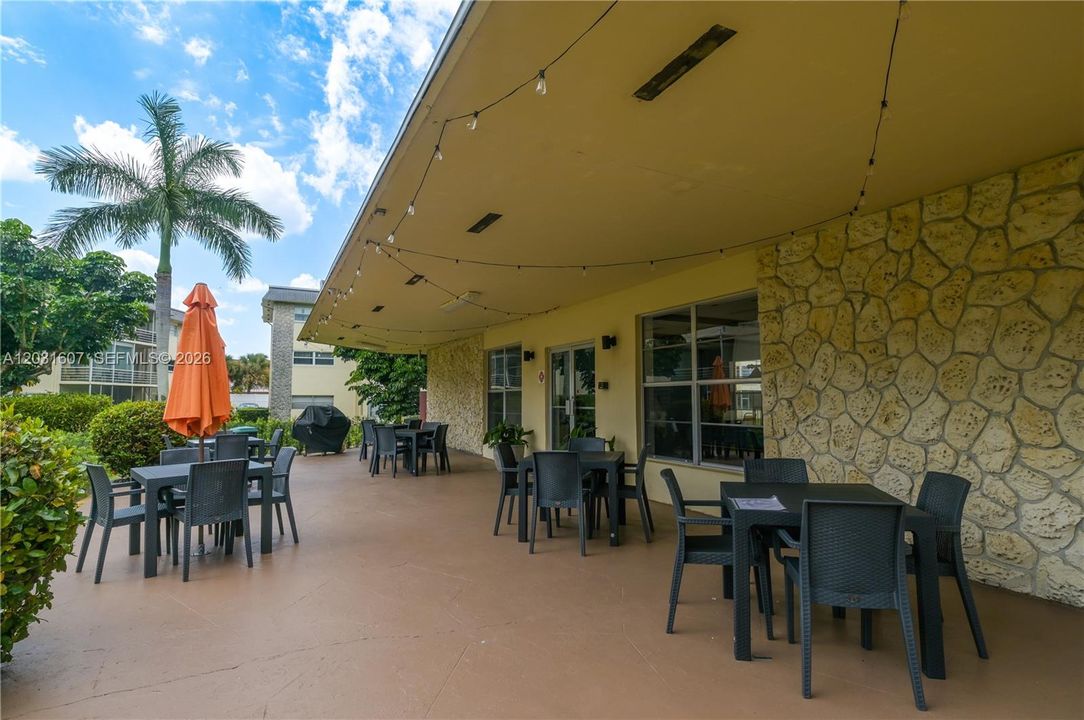 For Sale: $89,500 (1 beds, 1 baths, 680 Square Feet)