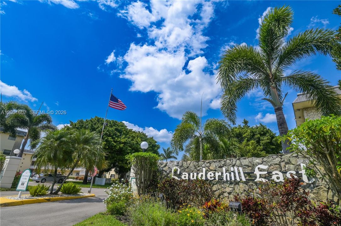 For Sale: $89,500 (1 beds, 1 baths, 680 Square Feet)