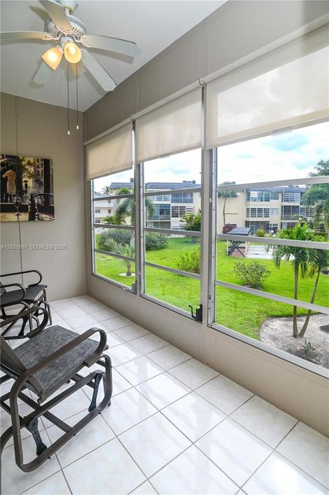 For Sale: $89,500 (1 beds, 1 baths, 680 Square Feet)