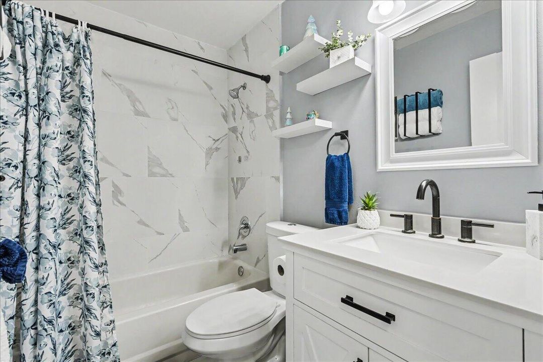 2nd Bathroom