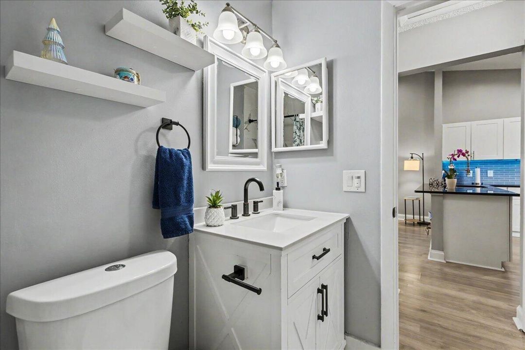 2nd Bathroom