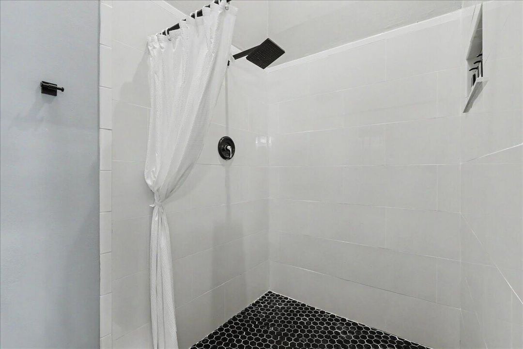 Primary Shower