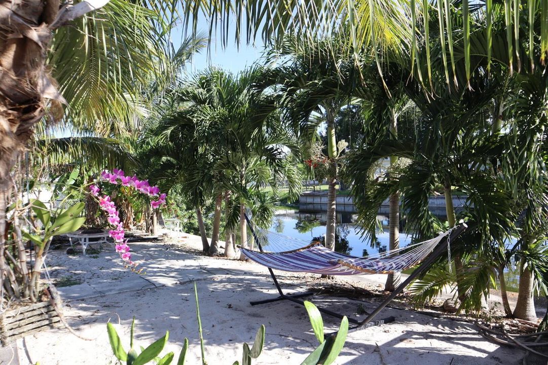 1099 beach