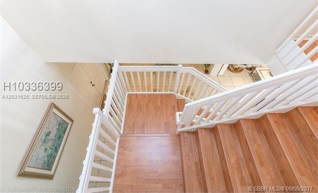 For Sale: $925,000 (5 beds, 3 baths, 2672 Square Feet)