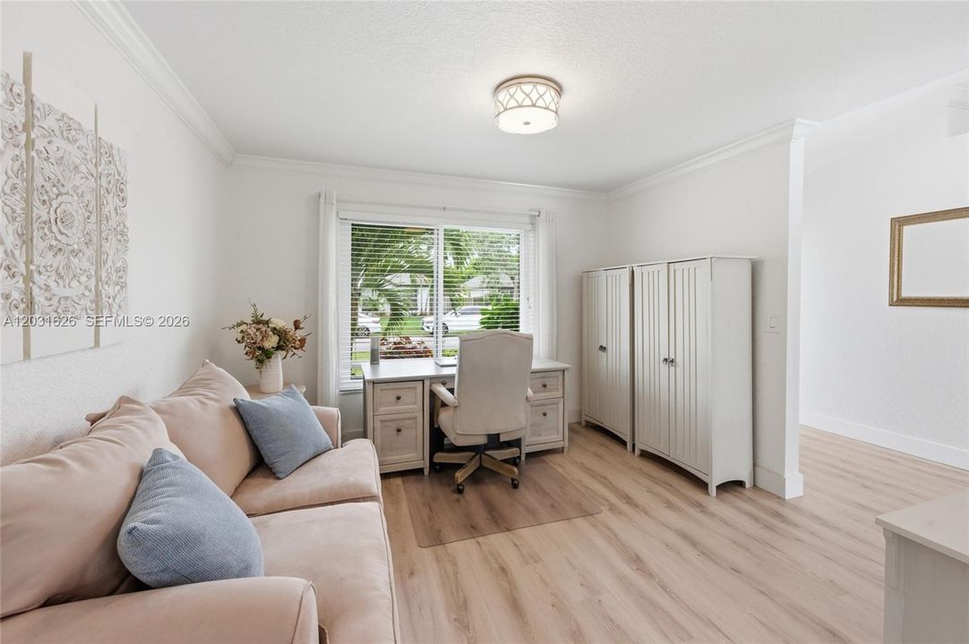 En Venta: $799,000 (4 camas, 2 baños, 1822 Pies cuadrados)