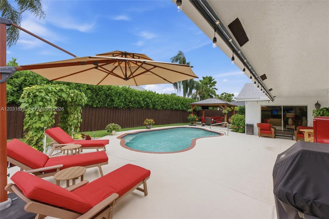 En Venta: $799,000 (4 camas, 2 baños, 1822 Pies cuadrados)