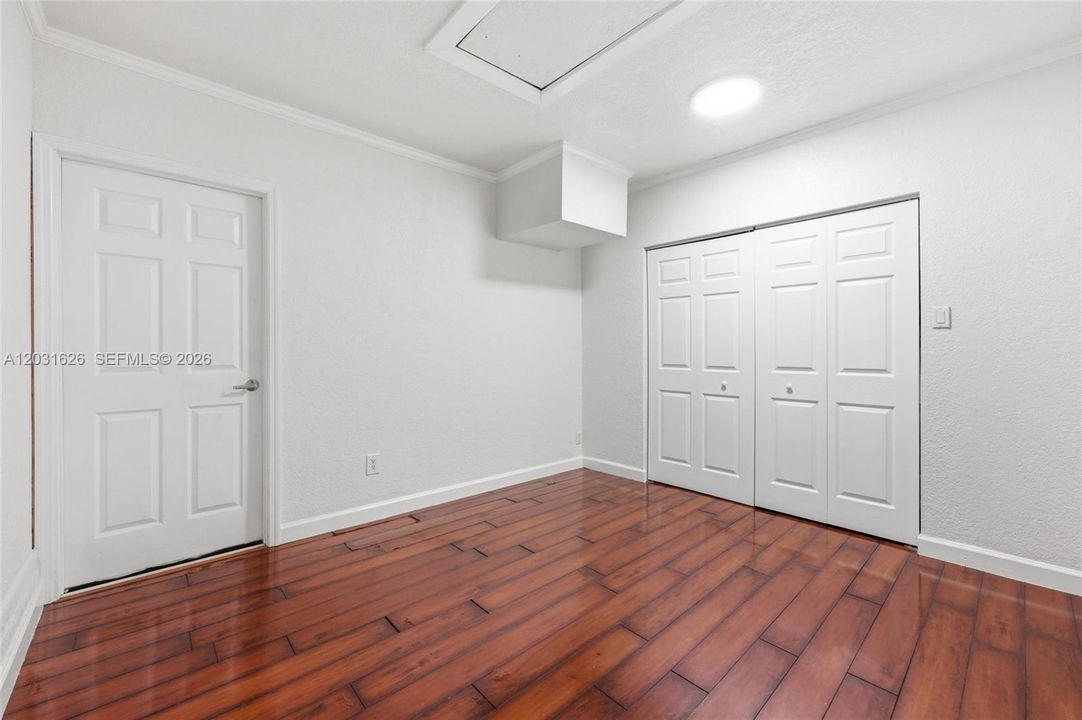 En Venta: $799,000 (4 camas, 2 baños, 1822 Pies cuadrados)