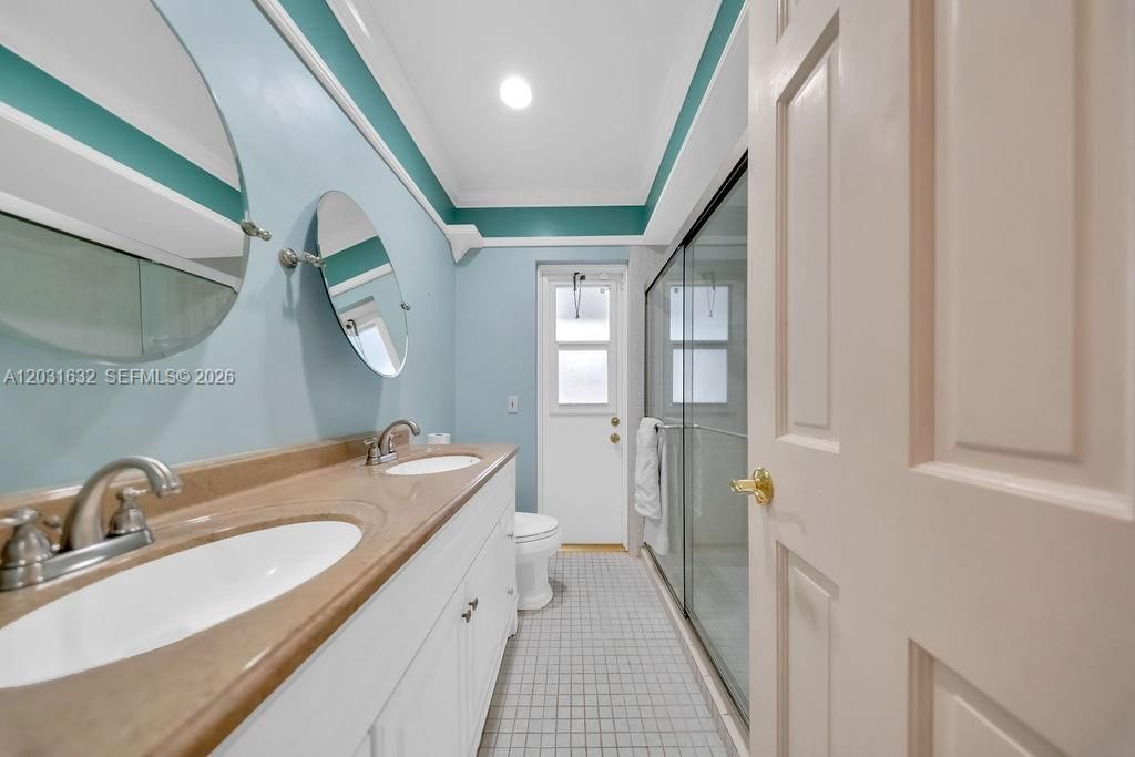 For Sale: $1,317,400 (5 beds, 3 baths, 3726 Square Feet)