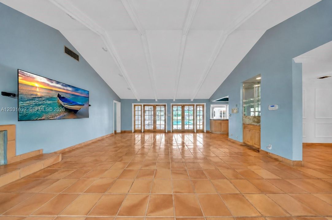 For Sale: $1,317,400 (5 beds, 3 baths, 3726 Square Feet)