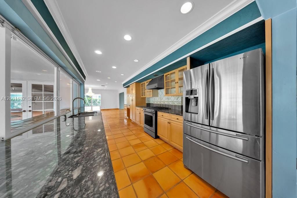 For Sale: $1,317,400 (5 beds, 3 baths, 3726 Square Feet)