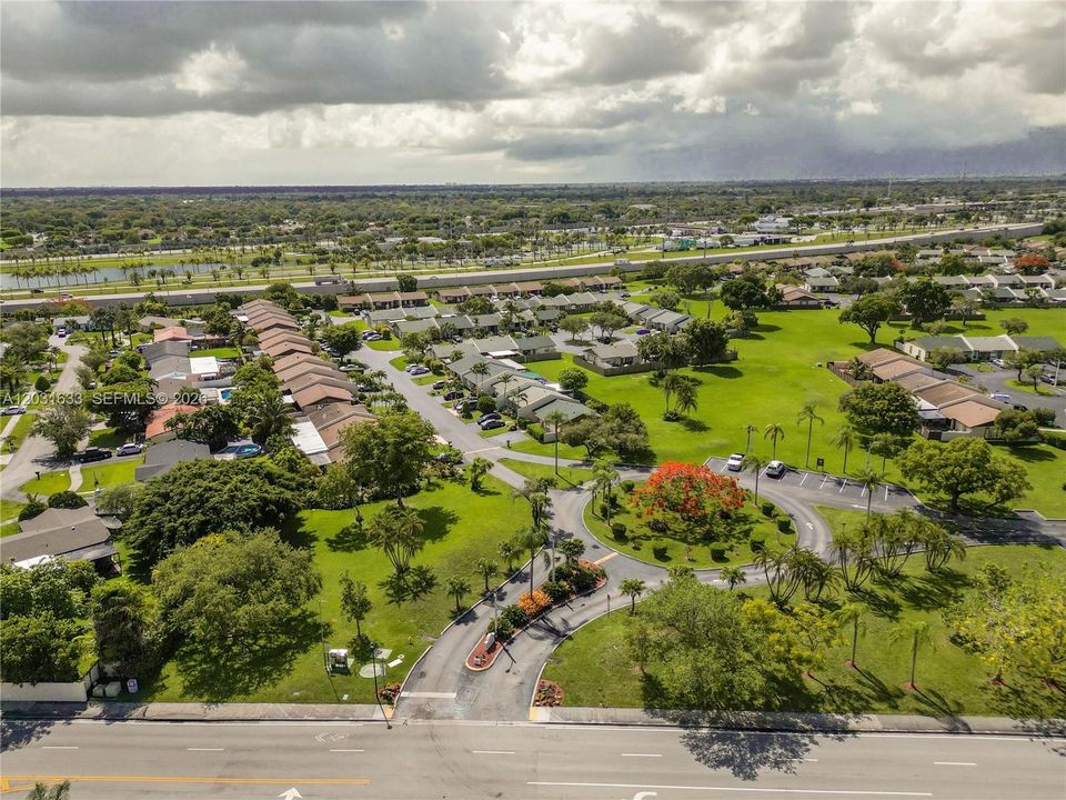 For Rent: $2,600 (2 beds, 1 baths, 1015 Square Feet)