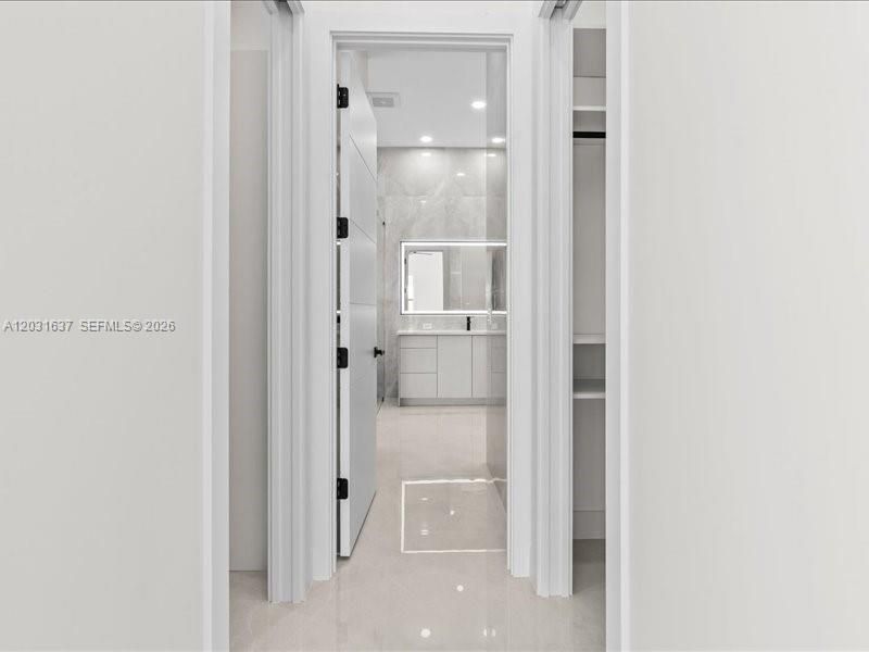 For Sale: $1,425,000 (5 beds, 5 baths, 3336 Square Feet)