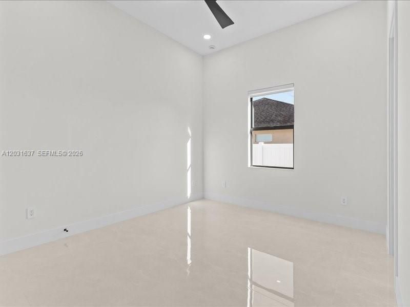 For Sale: $1,425,000 (5 beds, 5 baths, 3336 Square Feet)