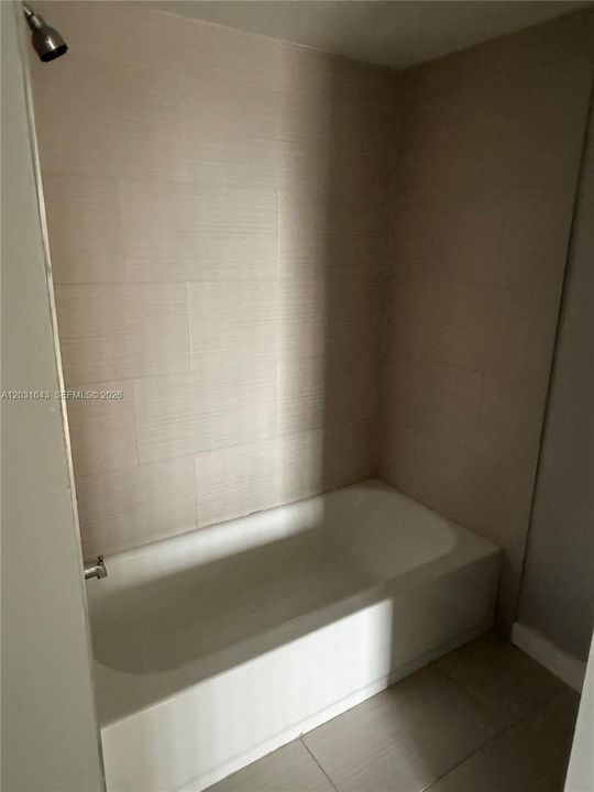 В аренду: $2,100 (2 спален, 2 ванн, 950 Квадратных фут)