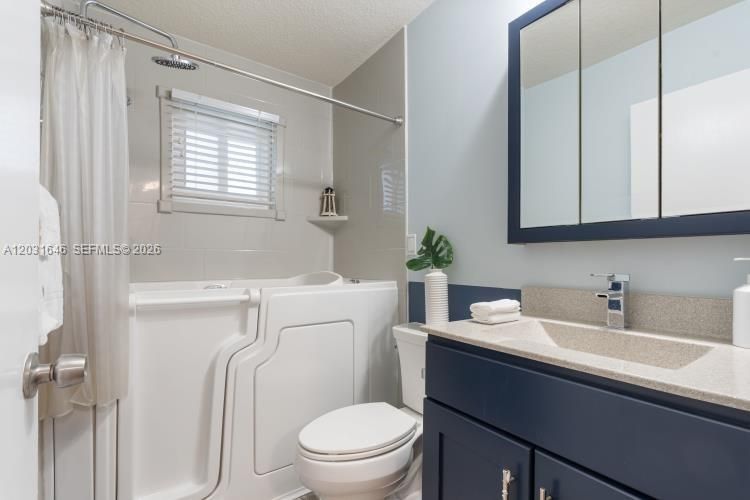 For Sale: $515,000 (3 beds, 2 baths, 1310 Square Feet)