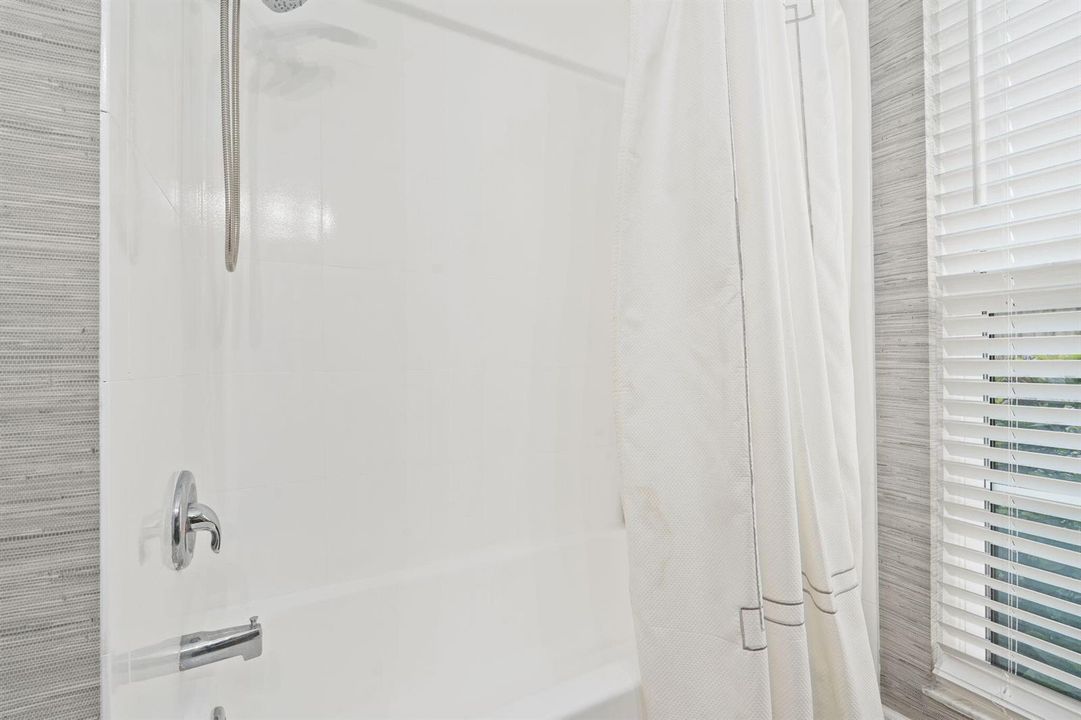 21-web-or-mls-DSC08455