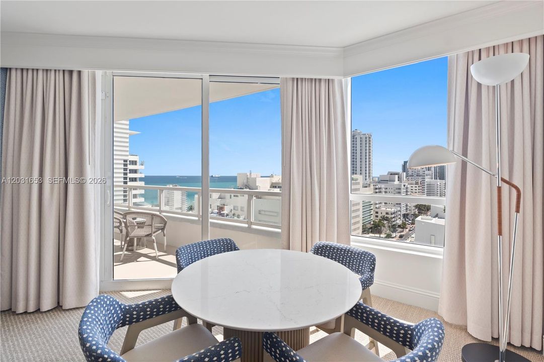 For Sale: $1,389,000 (1 beds, 2 baths, 1002 Square Feet)