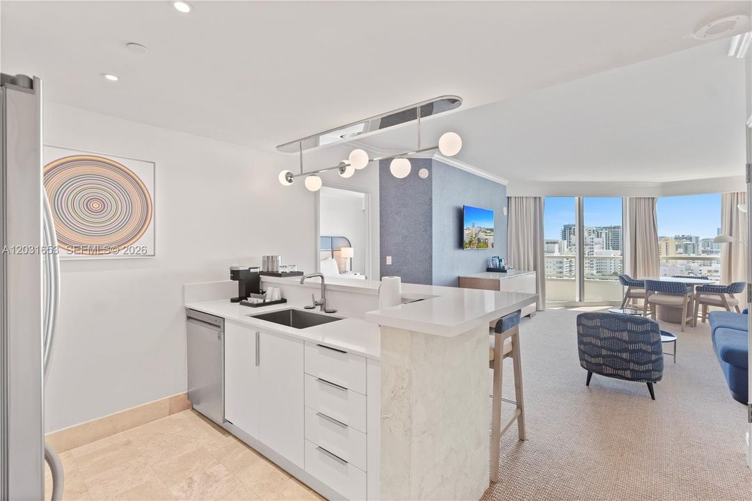 For Sale: $1,389,000 (1 beds, 2 baths, 1002 Square Feet)