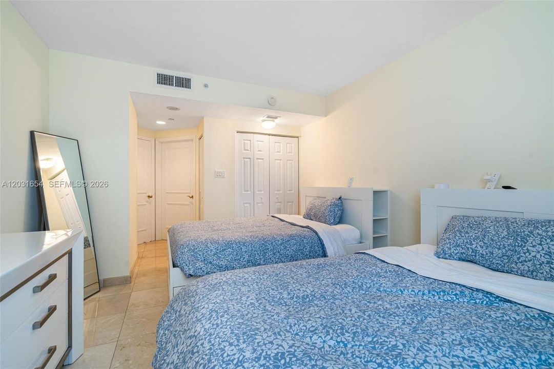 For Rent: $7,900 (2 beds, 2 baths, 1380 Square Feet)