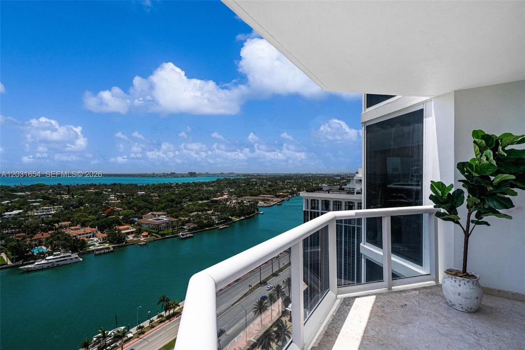 For Rent: $7,900 (2 beds, 2 baths, 1380 Square Feet)