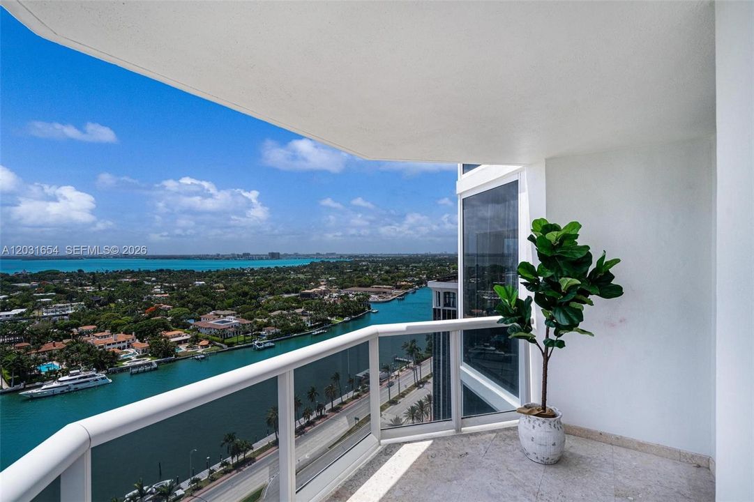 For Rent: $7,900 (2 beds, 2 baths, 1380 Square Feet)