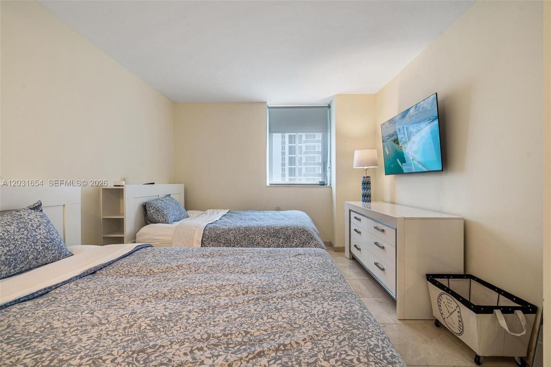 For Rent: $7,900 (2 beds, 2 baths, 1380 Square Feet)
