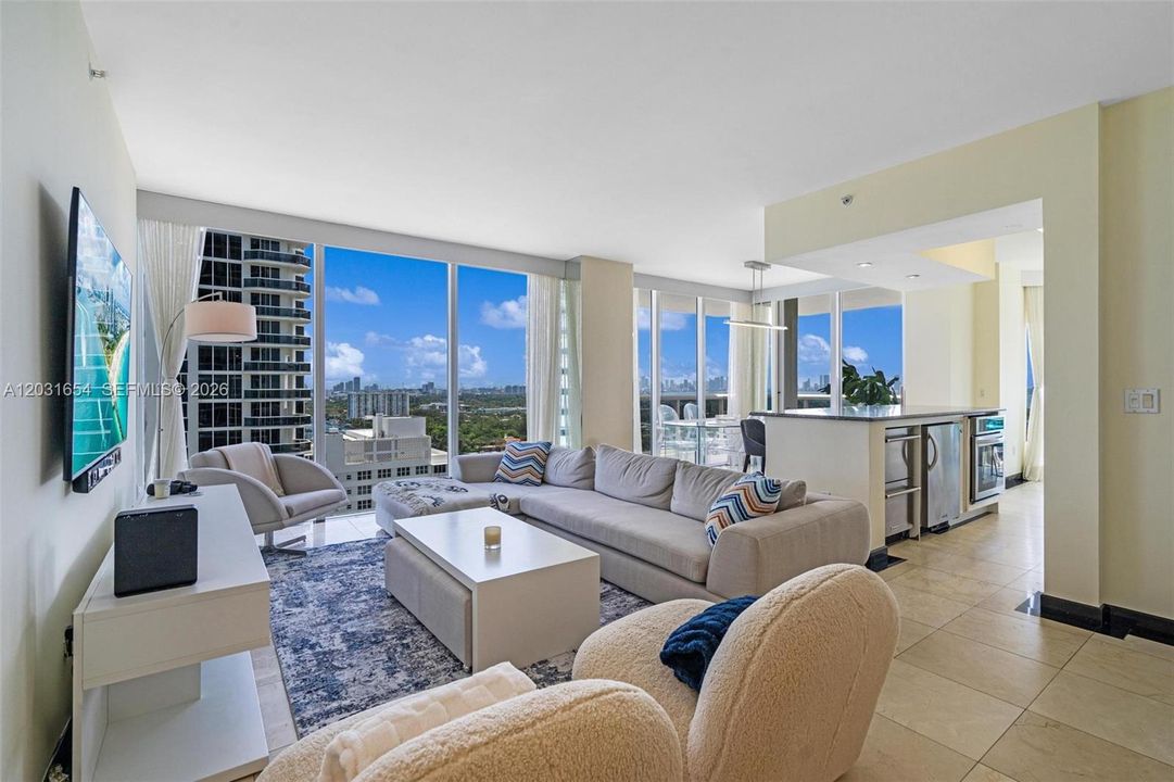 For Rent: $7,900 (2 beds, 2 baths, 1380 Square Feet)
