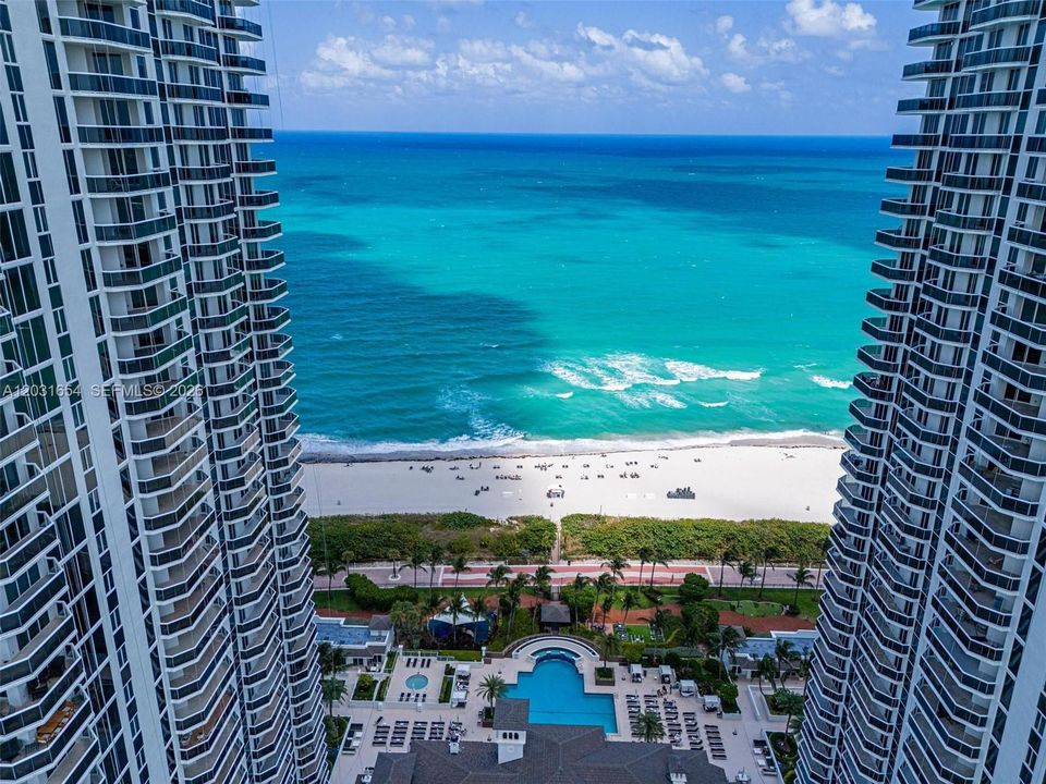 For Rent: $7,900 (2 beds, 2 baths, 1380 Square Feet)
