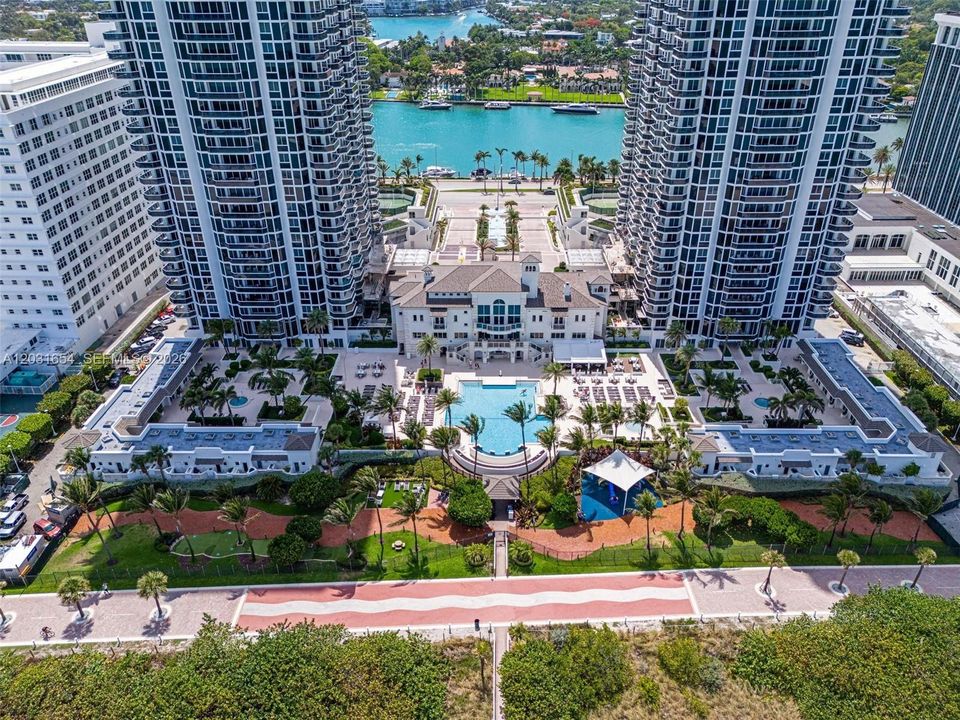 For Rent: $7,900 (2 beds, 2 baths, 1380 Square Feet)