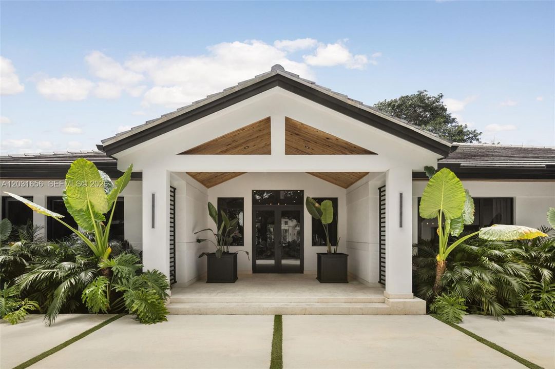 For Sale: $8,750,000 (6 beds, 5 baths, 4823 Square Feet)