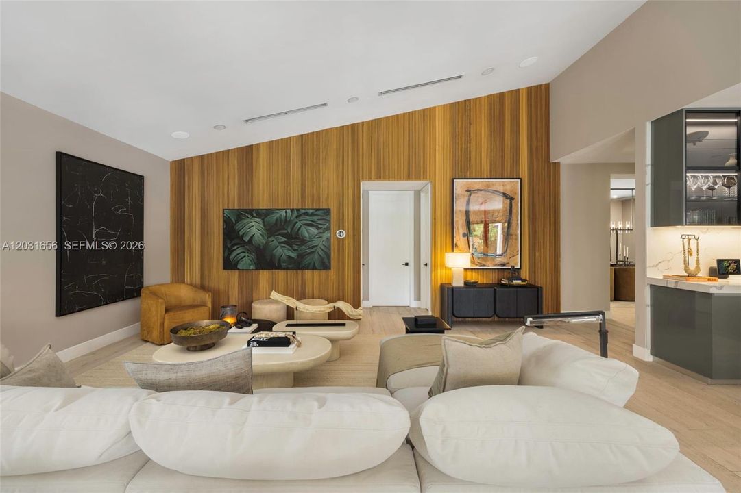 For Sale: $8,750,000 (6 beds, 5 baths, 4823 Square Feet)