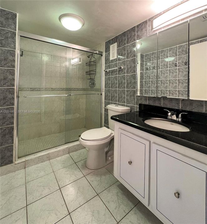 For Sale: $229,000 (2 beds, 2 baths, 1253 Square Feet)
