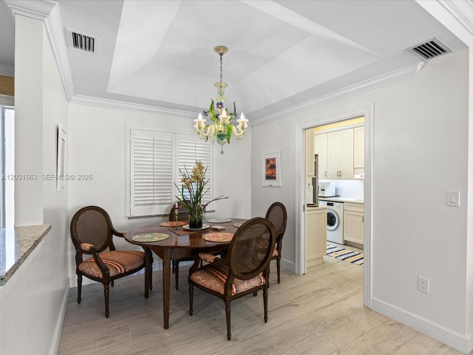 For Sale: $1,500,000 (2 beds, 2 baths, 1168 Square Feet)