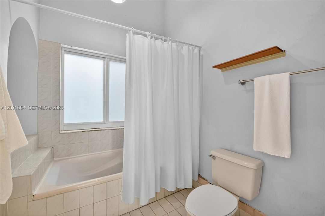 For Sale: $625,000 (3 beds, 2 baths, 1737 Square Feet)