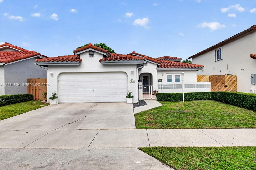 For Sale: $625,000 (3 beds, 2 baths, 1737 Square Feet)