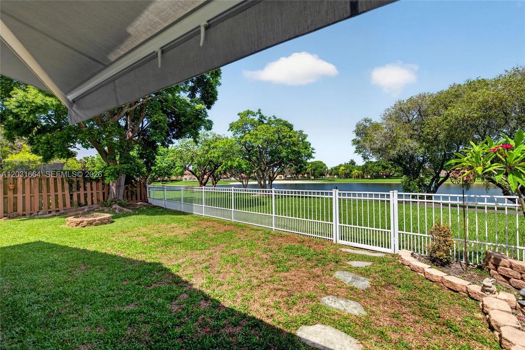 For Sale: $625,000 (3 beds, 2 baths, 1737 Square Feet)