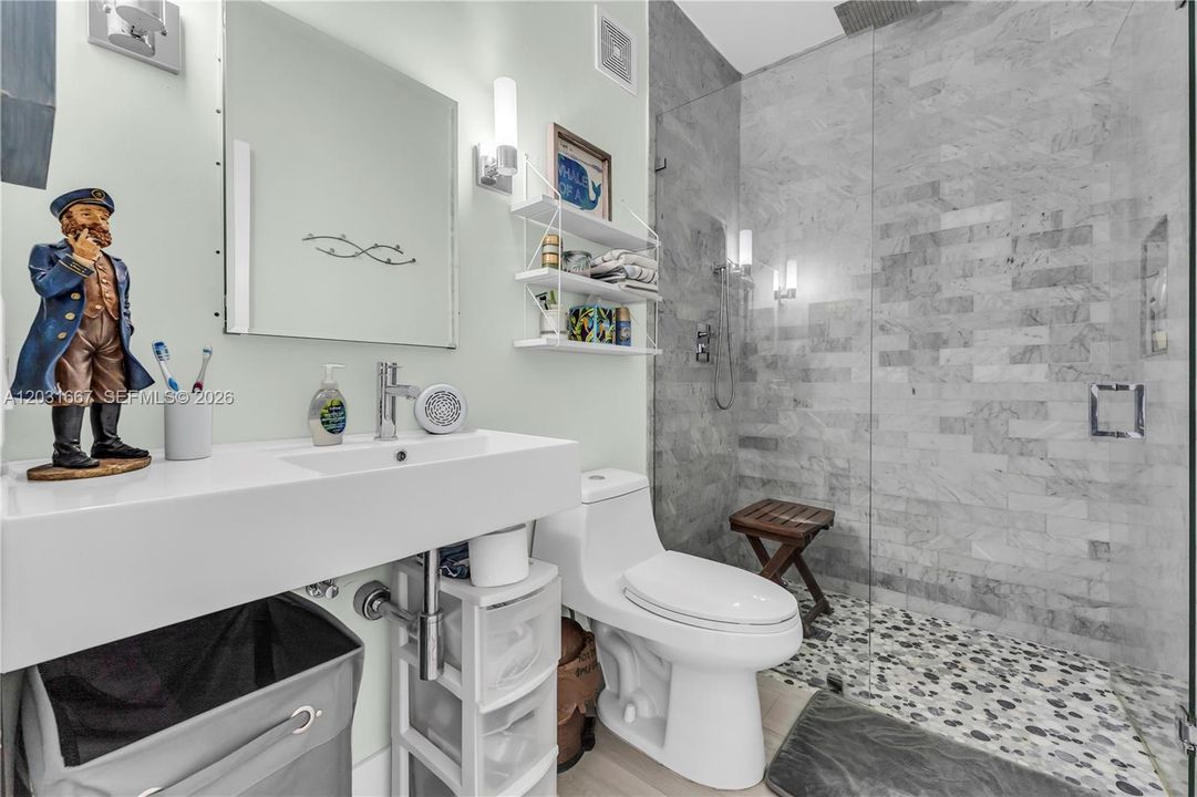 For Sale: $565,000 (3 beds, 2 baths, 1547 Square Feet)