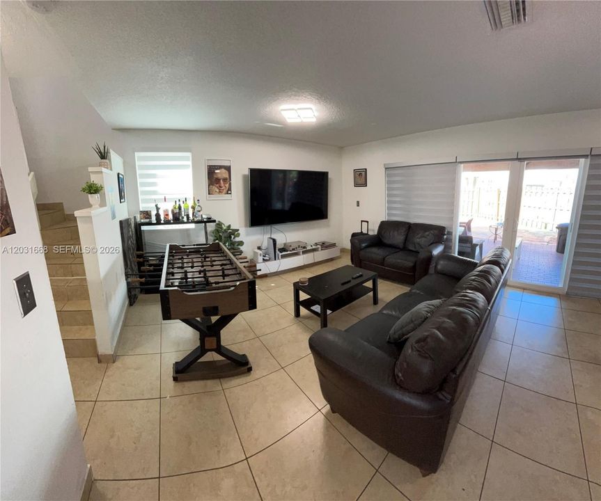 For Sale: $560,000 (4 beds, 2 baths, 1702 Square Feet)