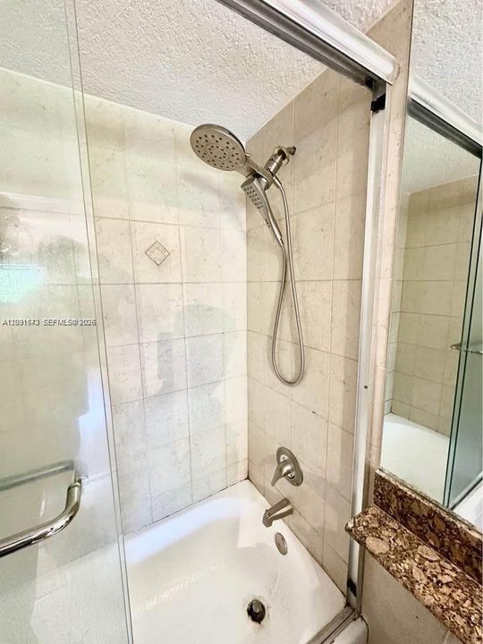 For Rent: $2,000 (1 beds, 1 baths, 625 Square Feet)