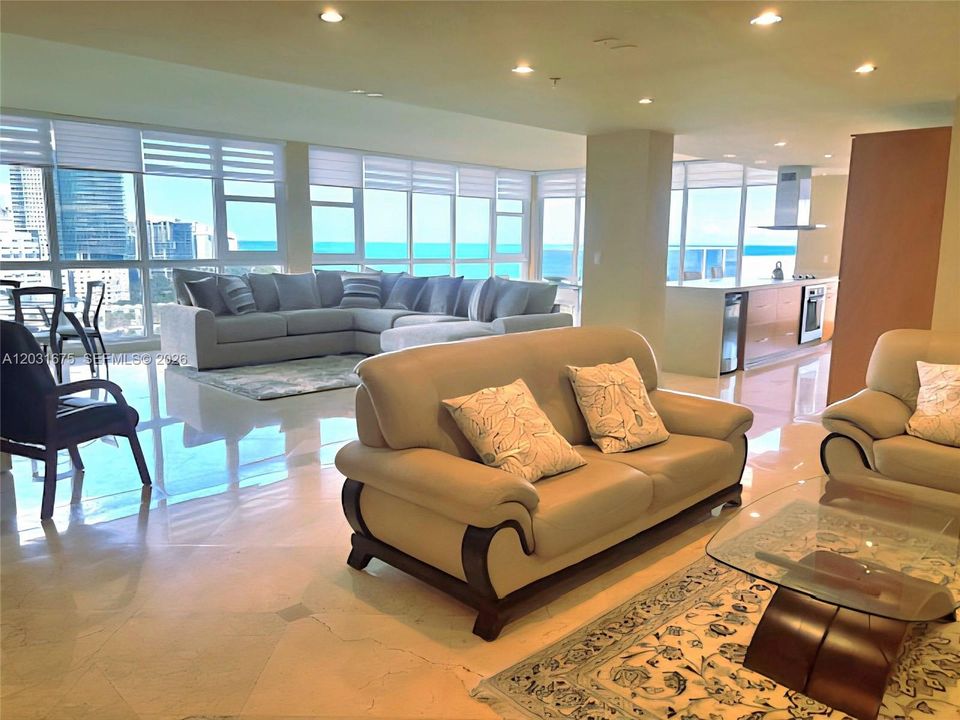 For Rent: $10,000 (3 beds, 3 baths, 2400 Square Feet)