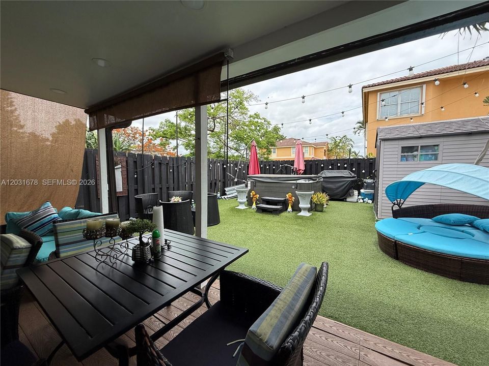 For Sale: $450,000 (3 beds, 2 baths, 1567 Square Feet)